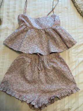 These Three Boutique- Amable by Mable Pink and Silver Floral Top and Shorts Set